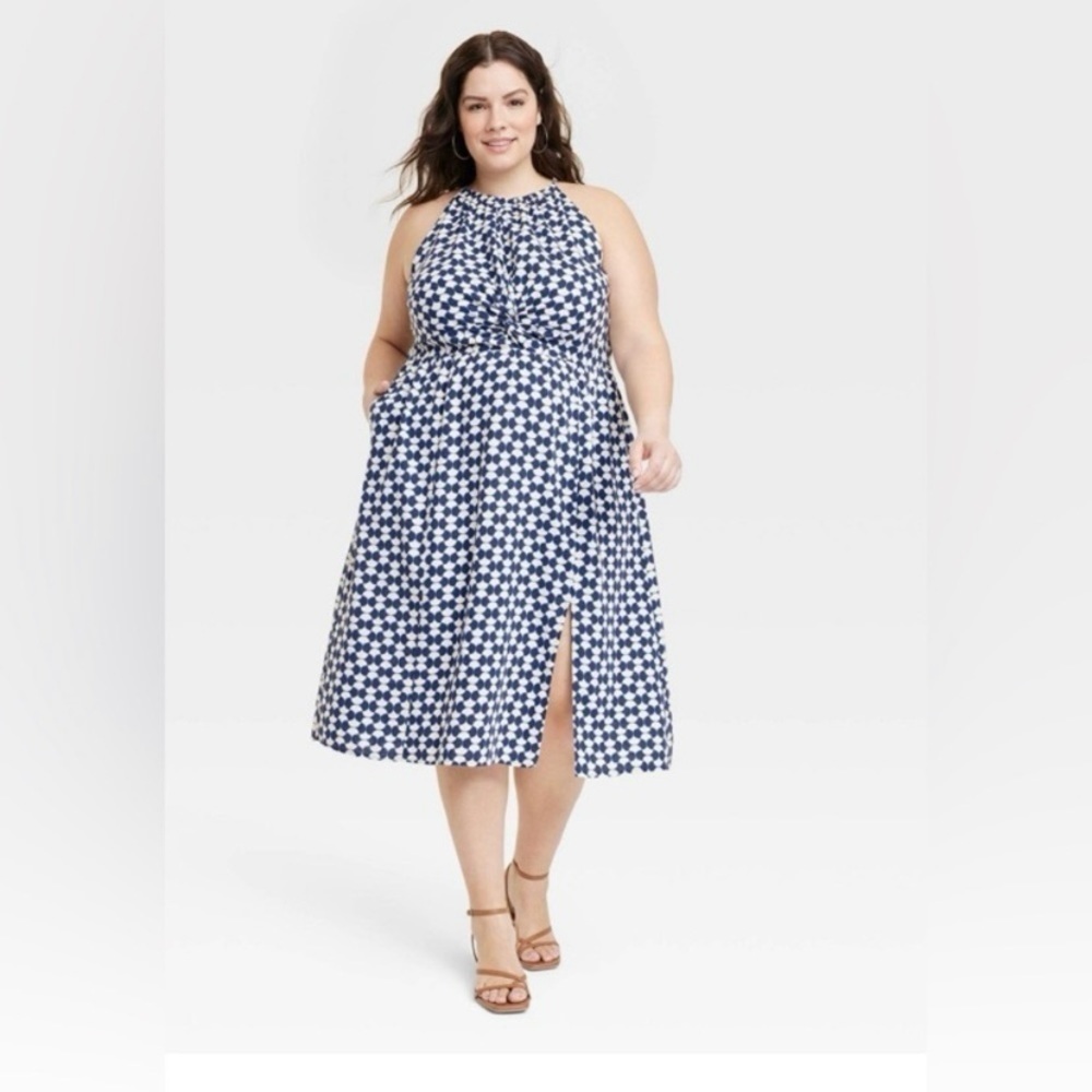 Ava & Viv NWT‎ linen and rayon blue and white geo halter style sundress. Size 3X